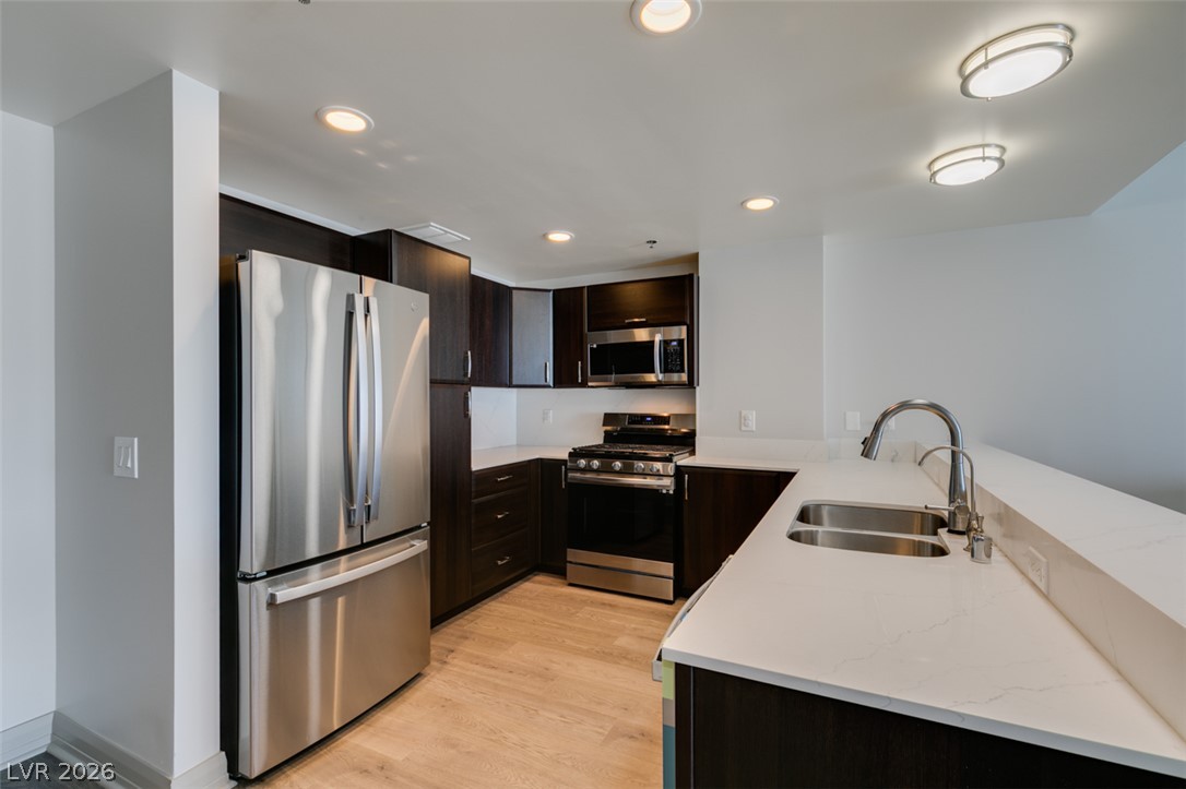 150 Las Vegas Boulevard 1008 Property Photo 5