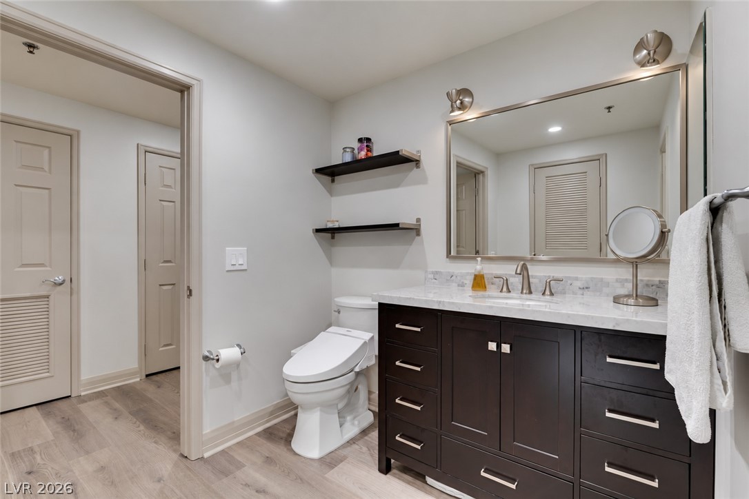 150 Las Vegas Boulevard 1008 Property Photo 31