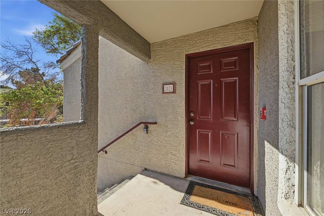 5055 West Hacienda Avenue 2023 Property Photo 6