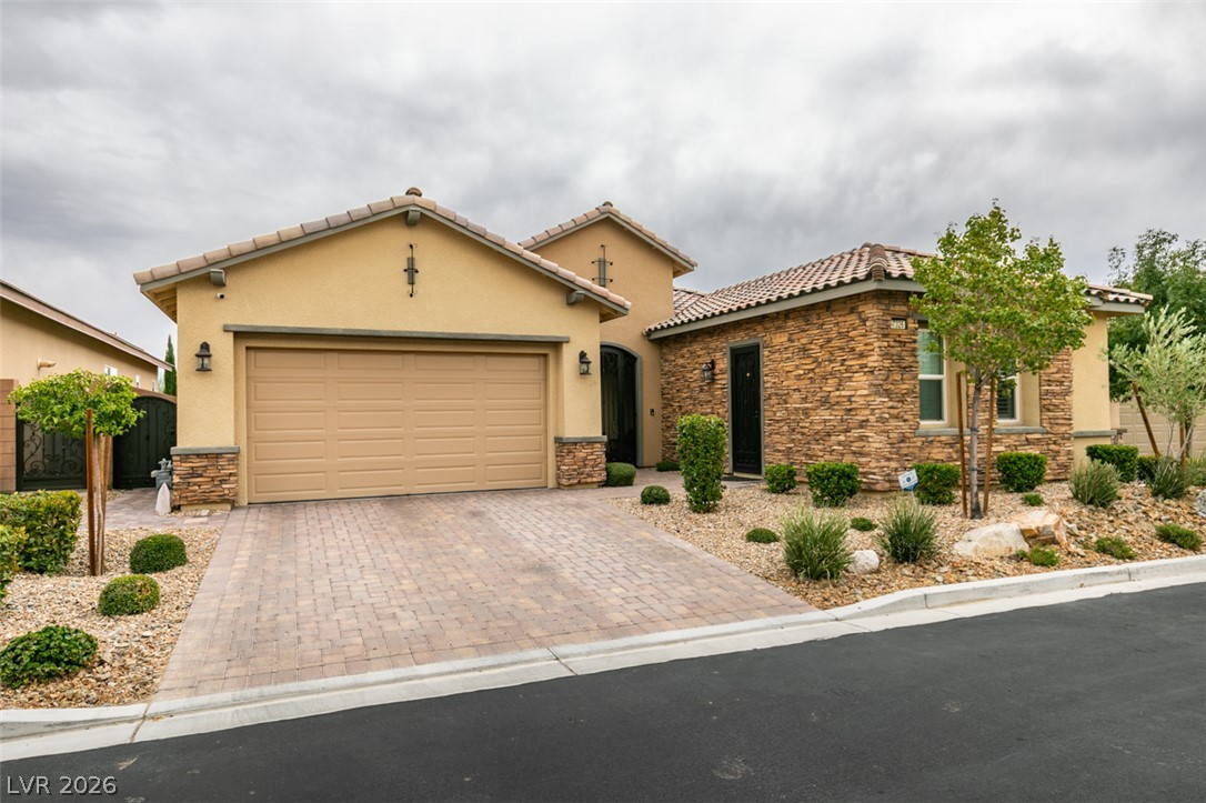 7326 Winesburg Street Property Photo 2