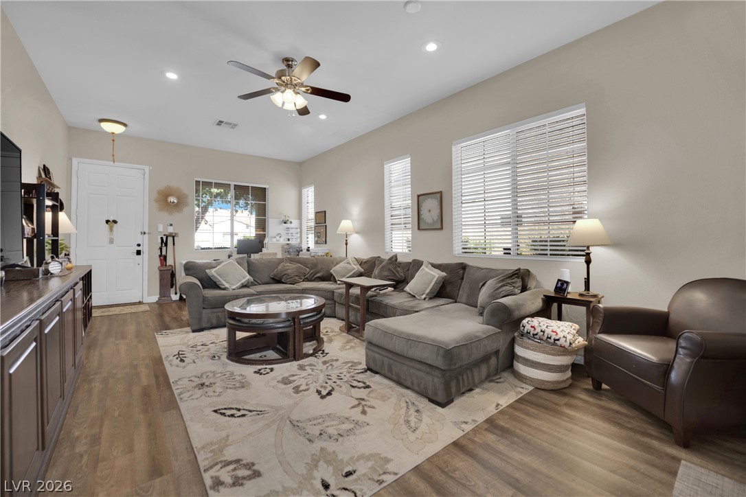 10133 Snow Crest Place Property Photo 3