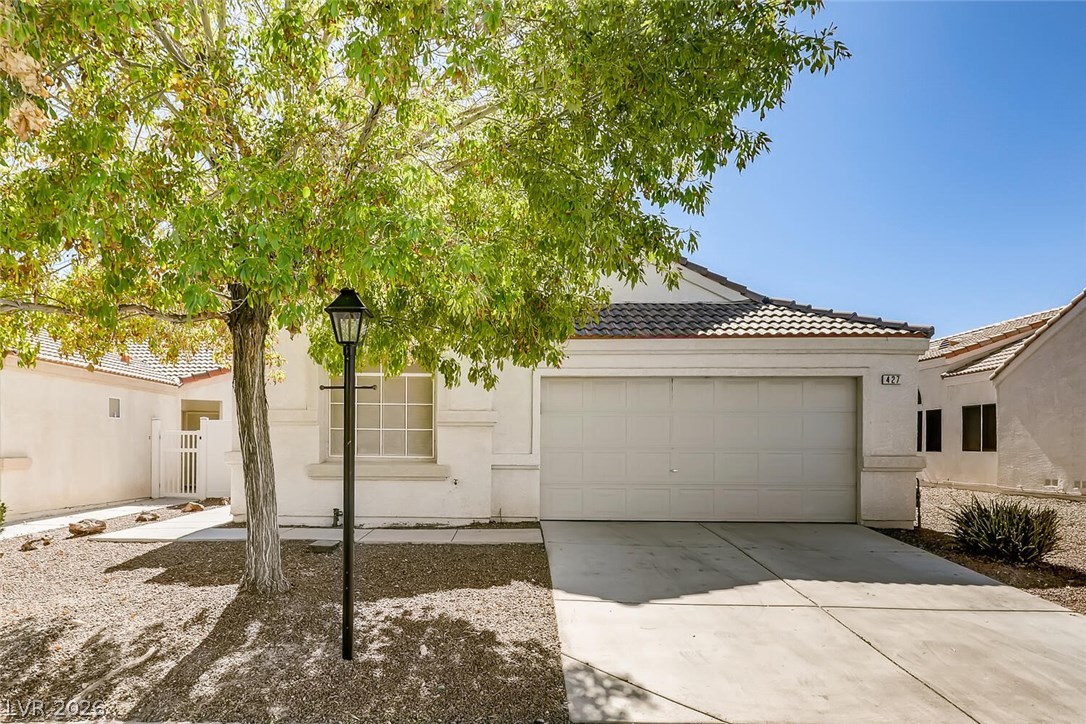 427 REGAL ROBIN Way Property Photo 1