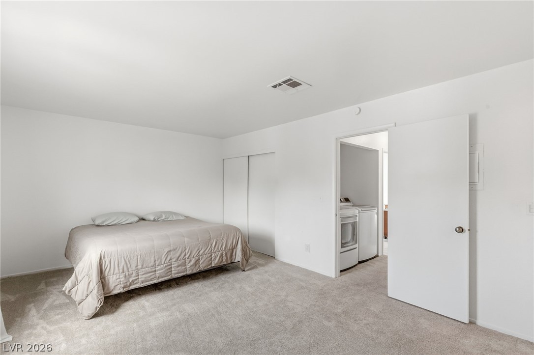 1101 Willow Tree Drive D Property Photo 20