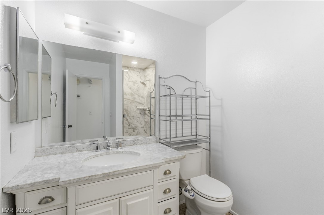 1101 Willow Tree Drive D Property Photo 23