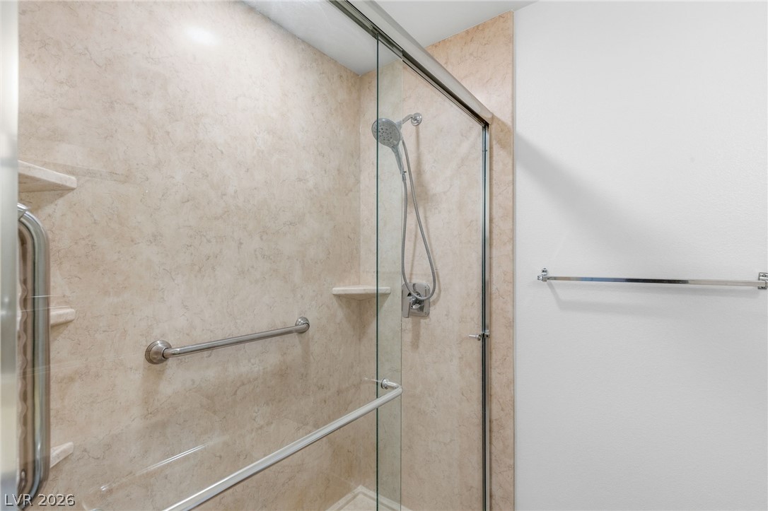 1101 Willow Tree Drive D Property Photo 28