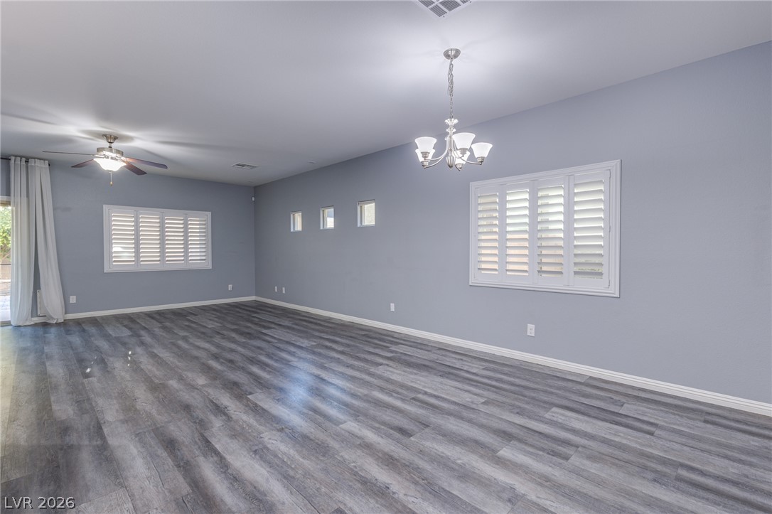 8121 Crushed Velvet Place Property Photo 6