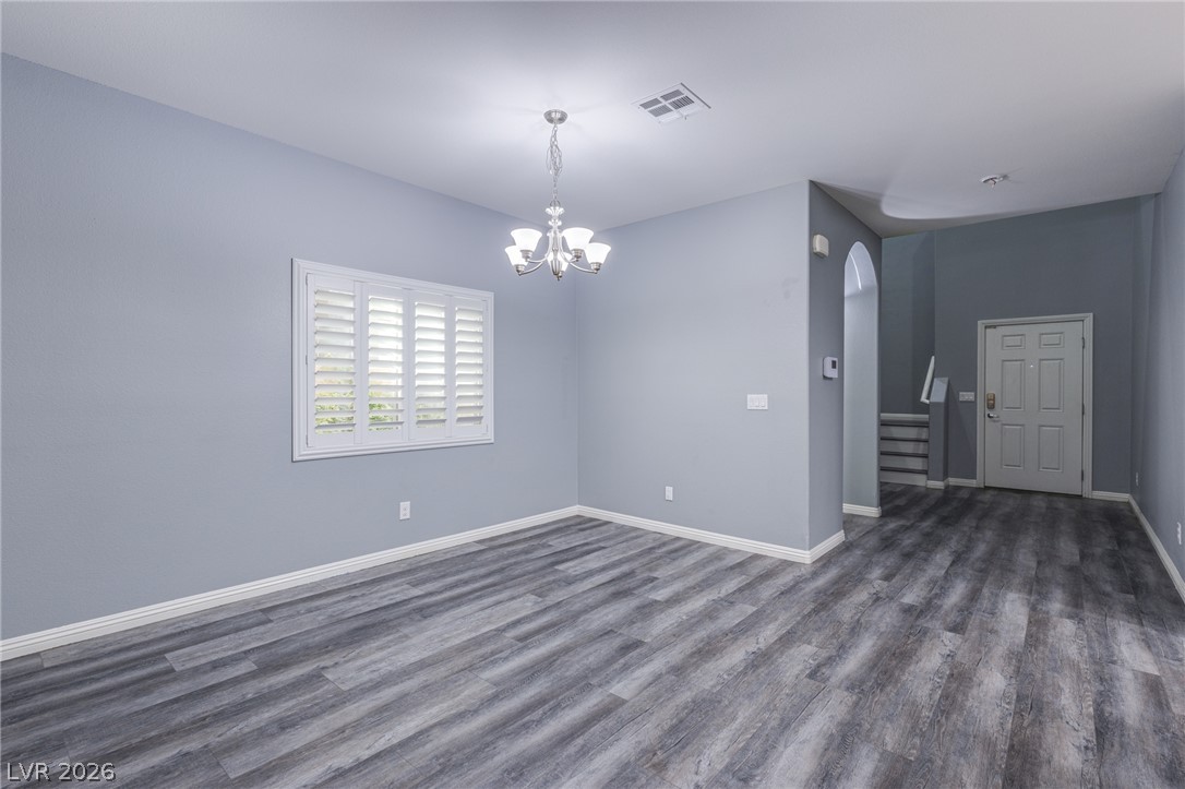8121 Crushed Velvet Place Property Photo 7