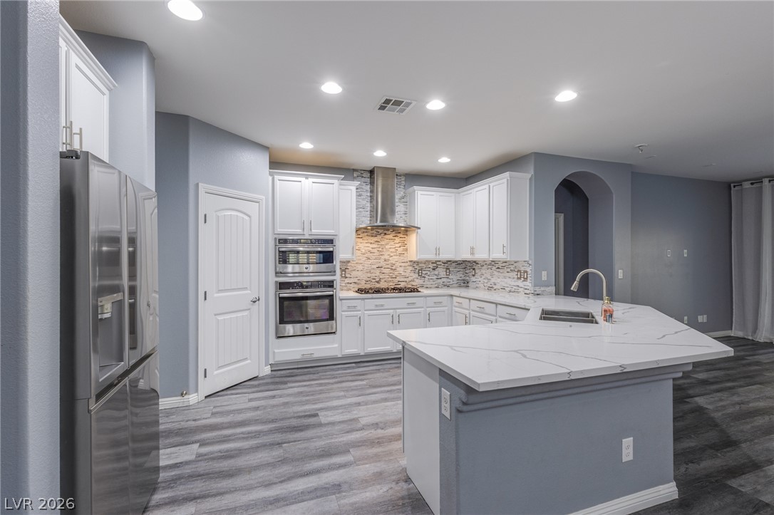 8121 Crushed Velvet Place Property Photo 10