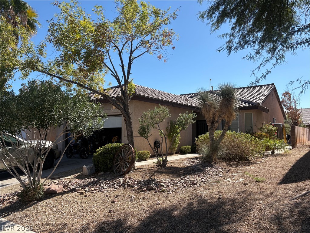 223 Gray Granite Avenue Property Photo 1