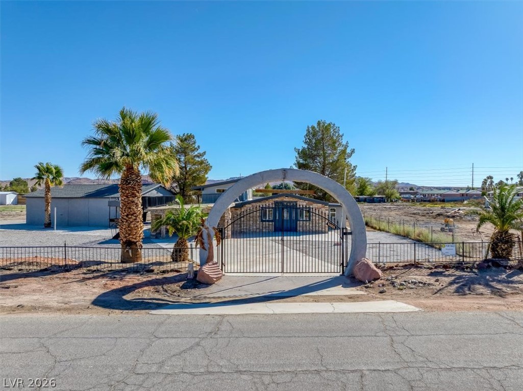 1751 East Meadow Avenue Property Photo 1