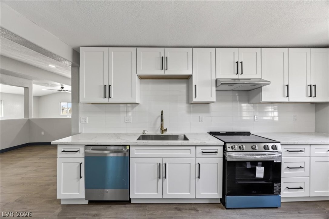 1751 East Meadow Avenue Property Photo 14