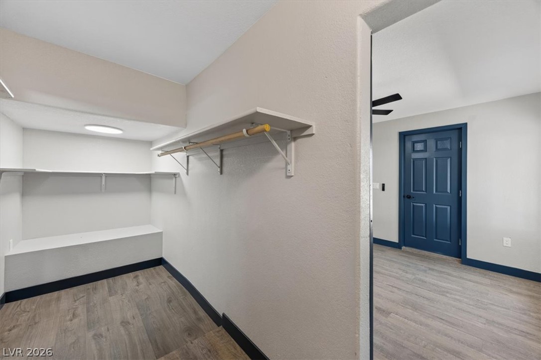 1751 East Meadow Avenue Property Photo 20