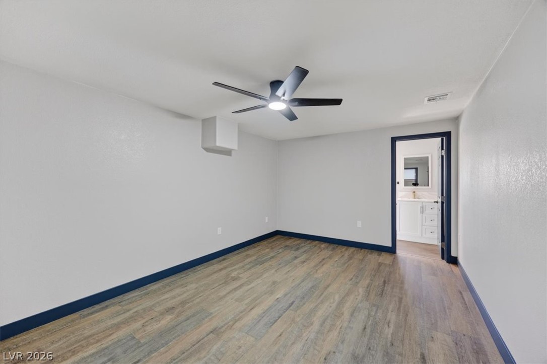 1751 East Meadow Avenue Property Photo 22