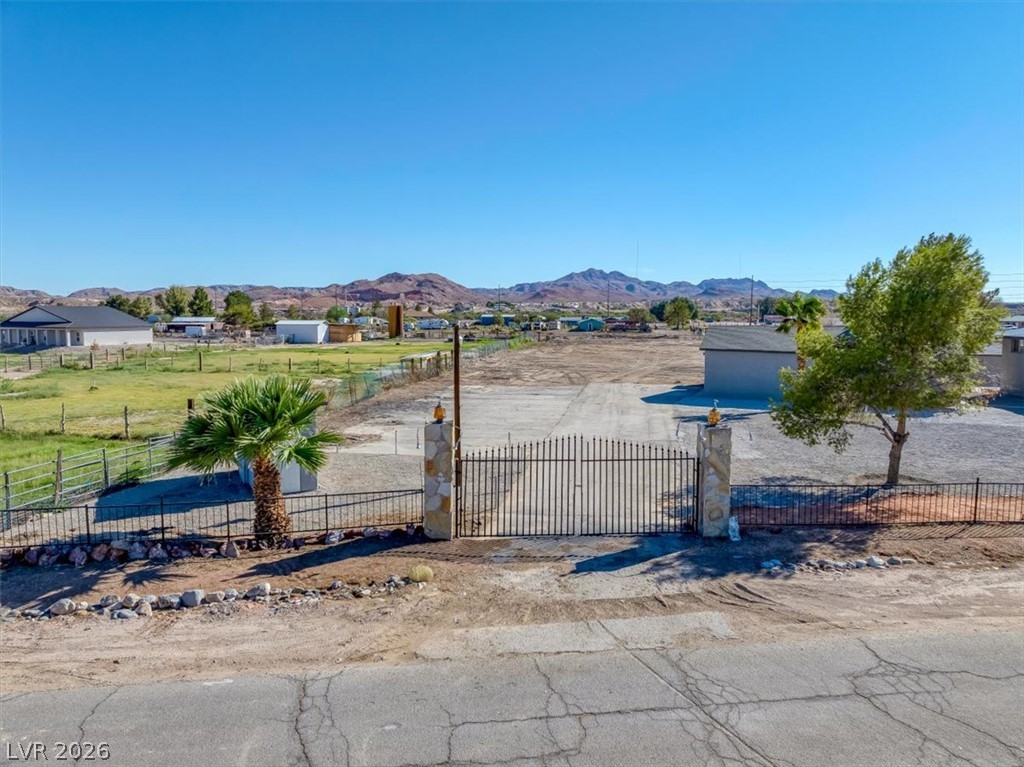 1751 East Meadow Avenue Property Photo 45