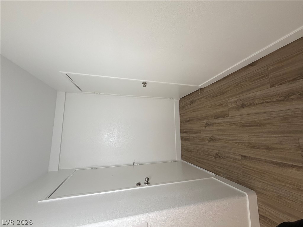 209 East Van Wagenen Street Property Photo 8