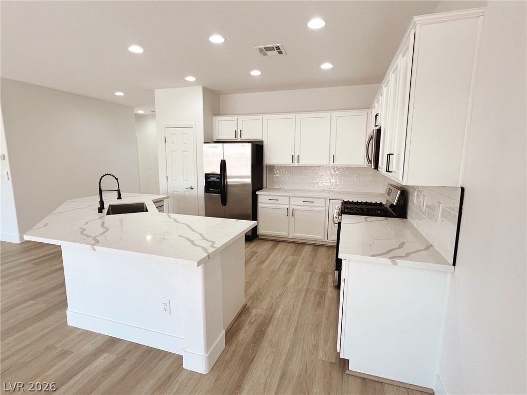 7532 Homing Pigeon Street Property Photo 6