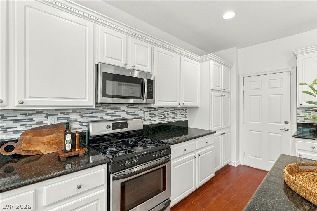 11028 Santorini Drive Property Photo 12