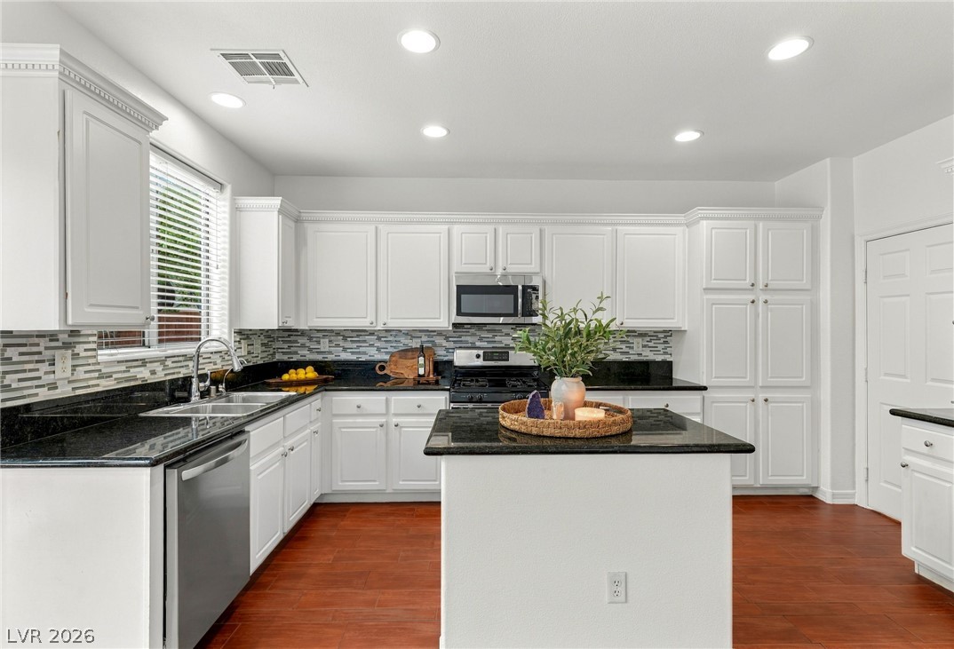 11028 Santorini Drive Property Photo 16