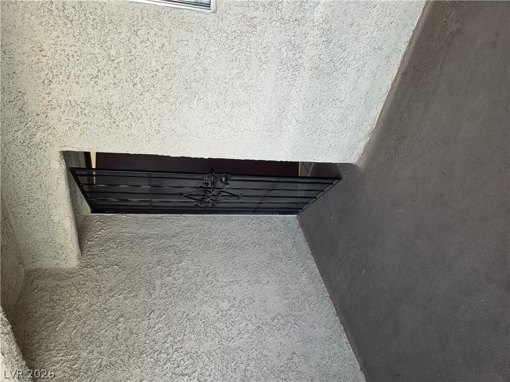1729 Jupiter Court B Property Photo 10