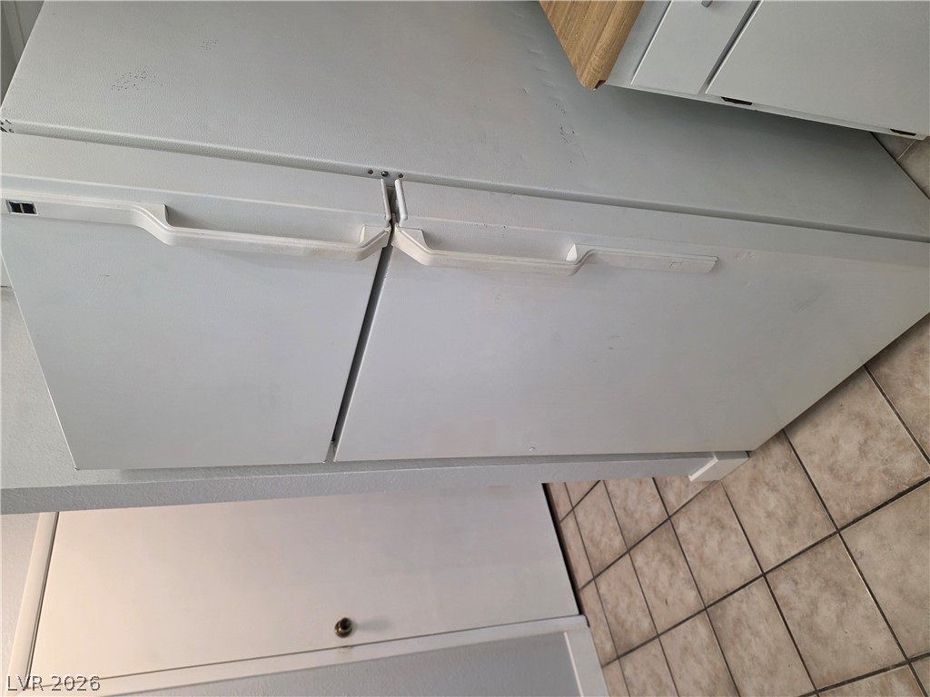 1729 Jupiter Court B Property Photo 14