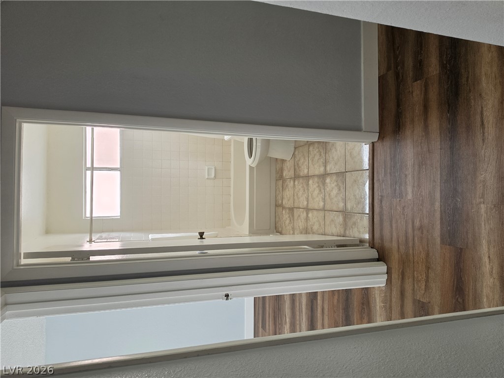 1729 Jupiter Court B Property Photo 19