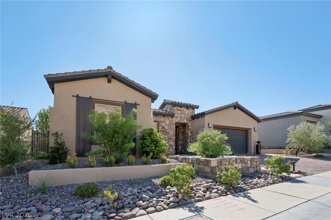 128 Mirage View Drive Property Photo 11