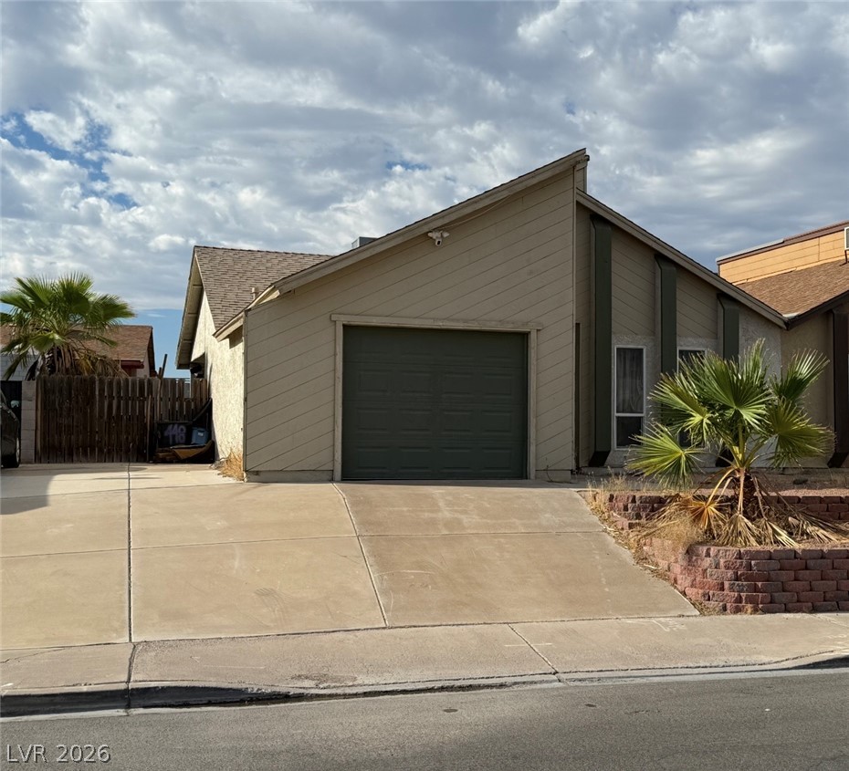 448 Holick Avenue Property Photo 1