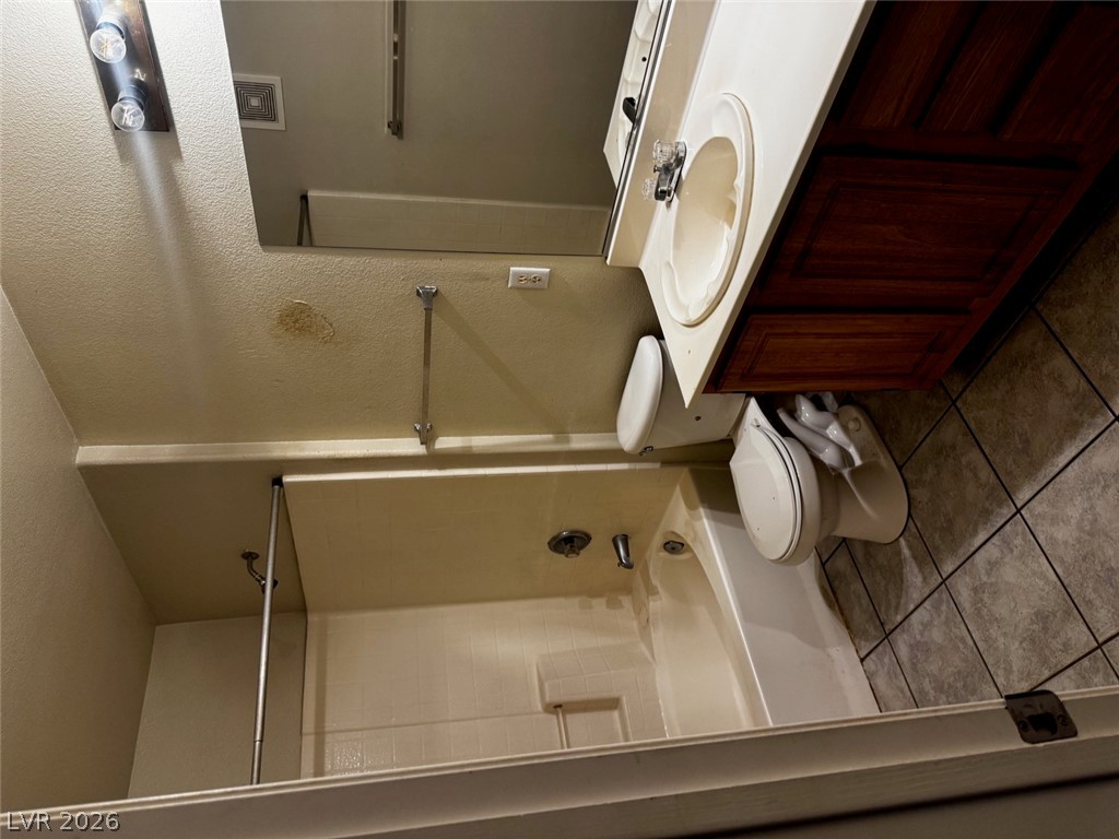 5710 East Tropicana Avenue 1094 Property Photo 9
