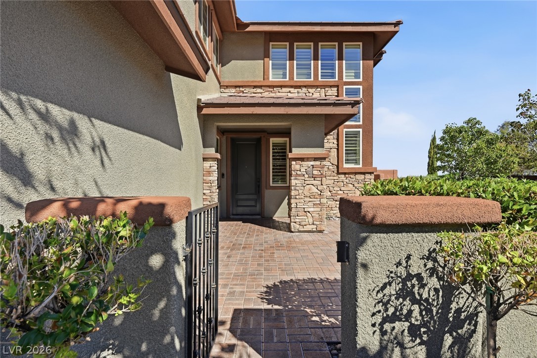 10470 Dove Meadow Way Property Photo 7