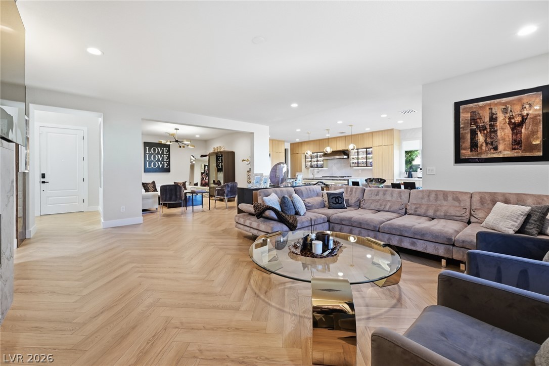 10470 Dove Meadow Way Property Photo 13