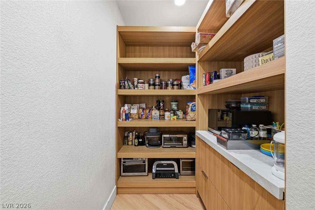 10470 Dove Meadow Way Property Photo 20