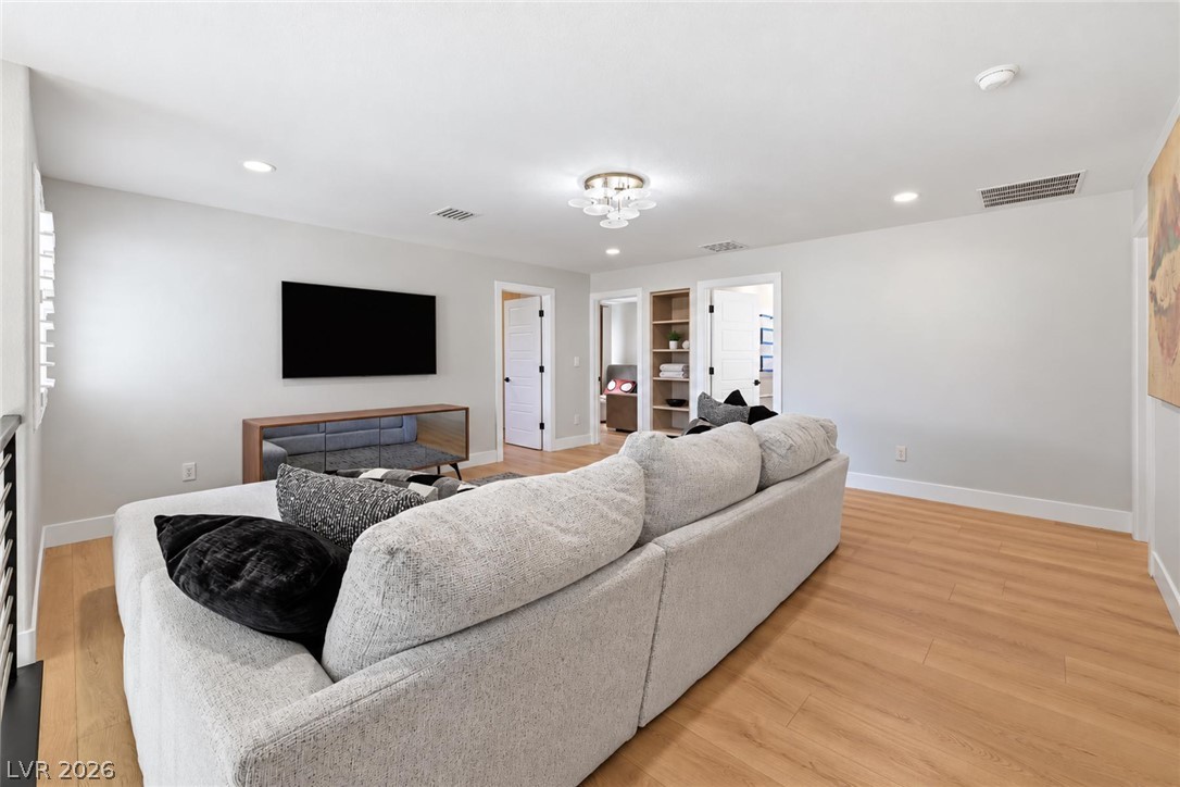 10470 Dove Meadow Way Property Photo 24
