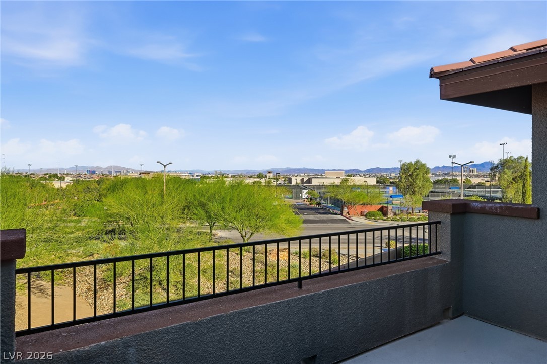 10470 Dove Meadow Way Property Photo 30
