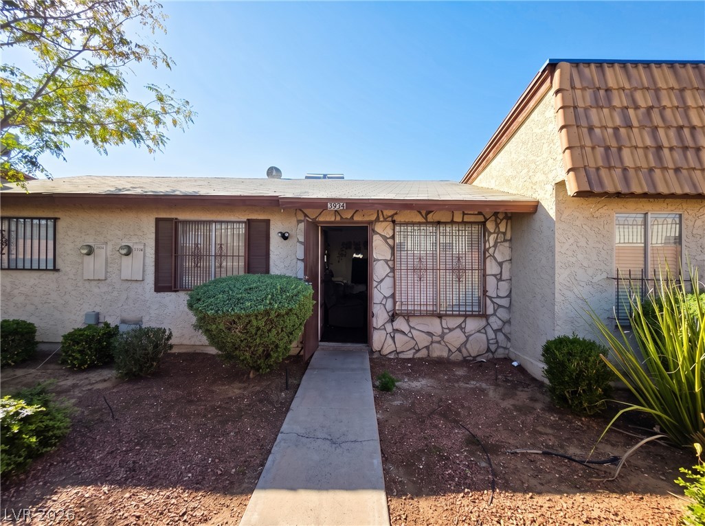 3934 Torsby Place Property Photo 1