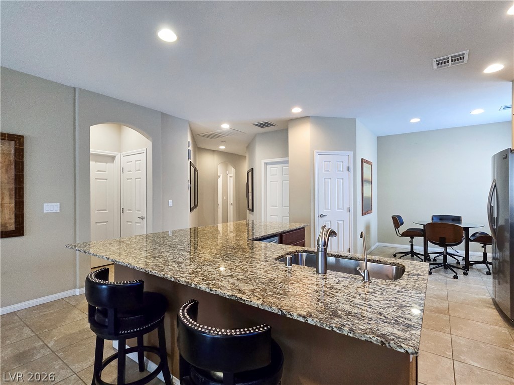 2110 Hunt Woods Court Property Photo 12