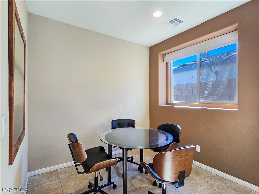 2110 Hunt Woods Court Property Photo 14