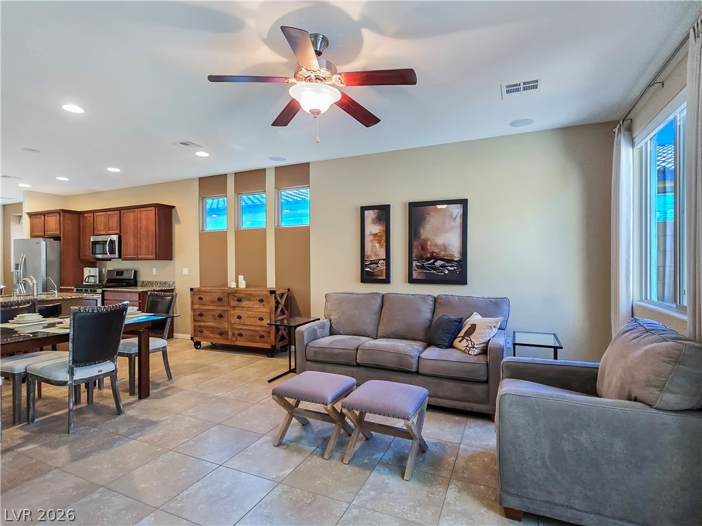 2110 Hunt Woods Court Property Photo 22
