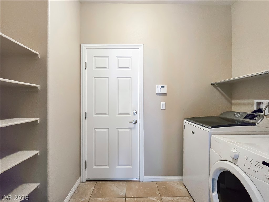 2110 Hunt Woods Court Property Photo 33