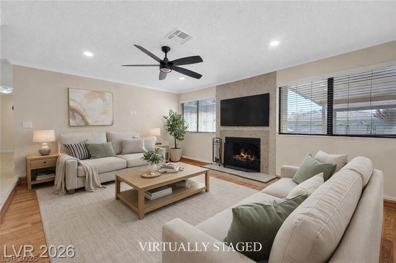 1021 Jimmy Circle Property Photo 4