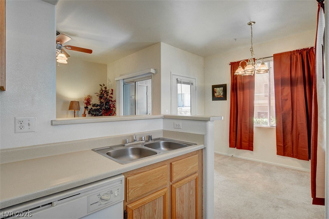 9050 West Warm Springs Road 1096 Property Photo 30