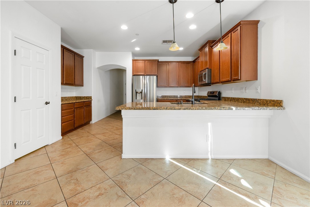 865 Maybole Avenue Property Photo 10