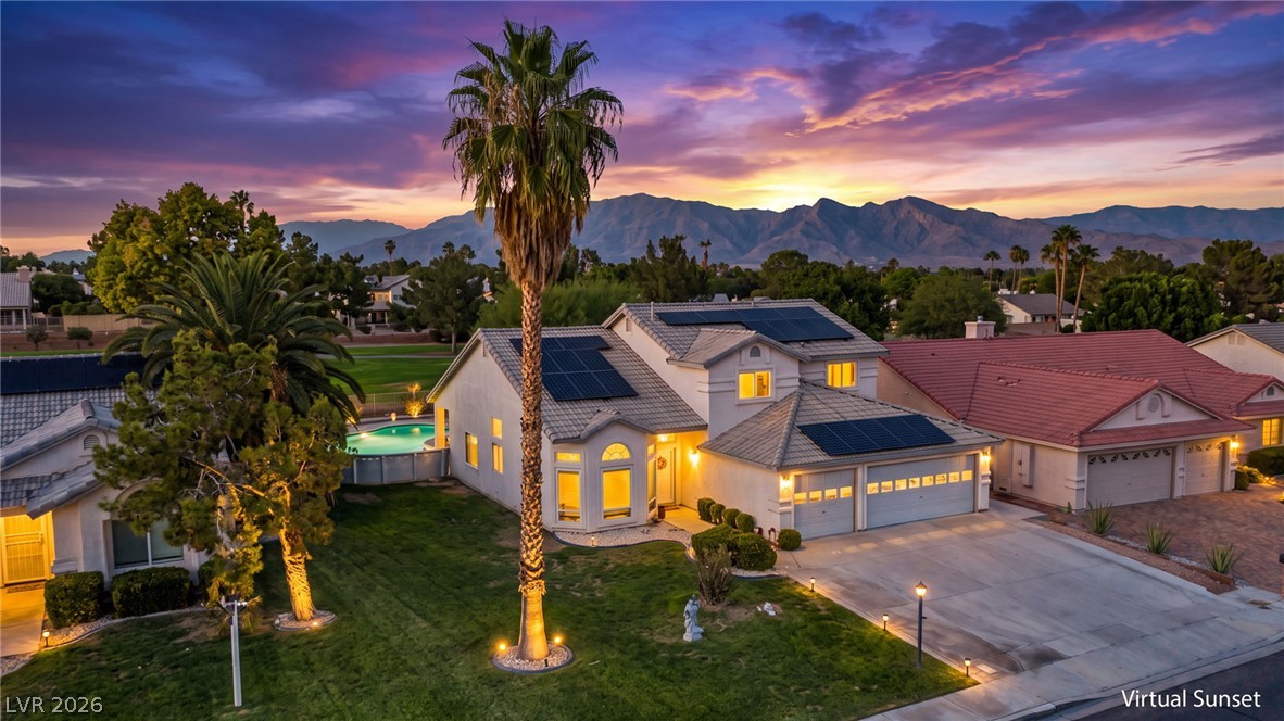 5004 Desert Fir Drive Property Photo 1