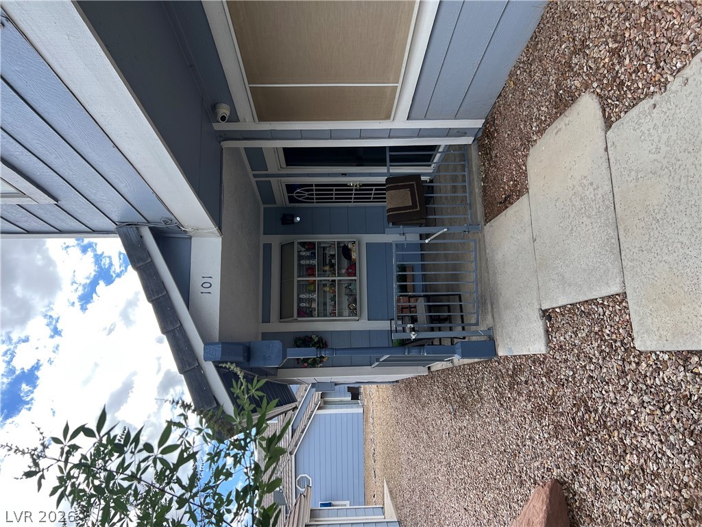 5350 Silvermist Court 101 Property Photo 4