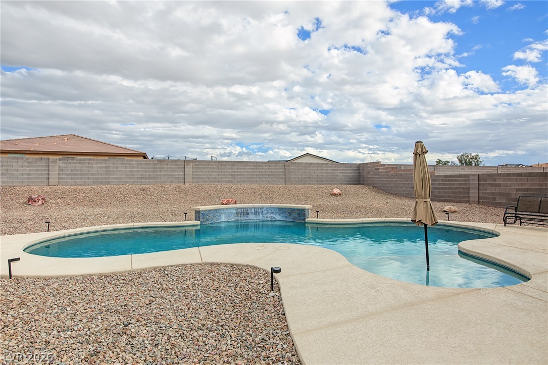 1532 Paintbrush Way Property Photo 4