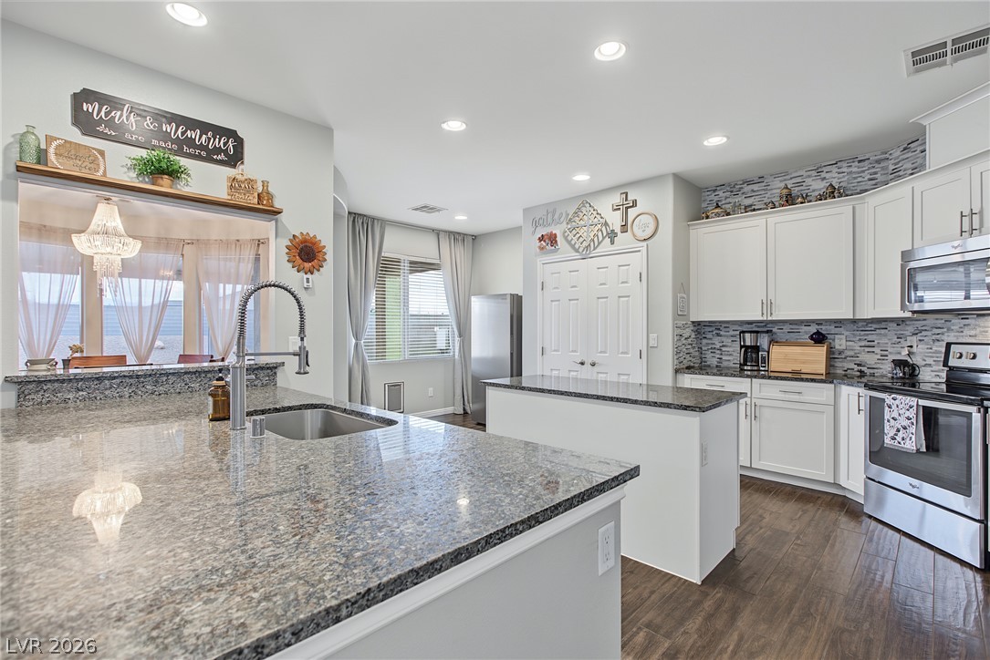 1532 Paintbrush Way Property Photo 13