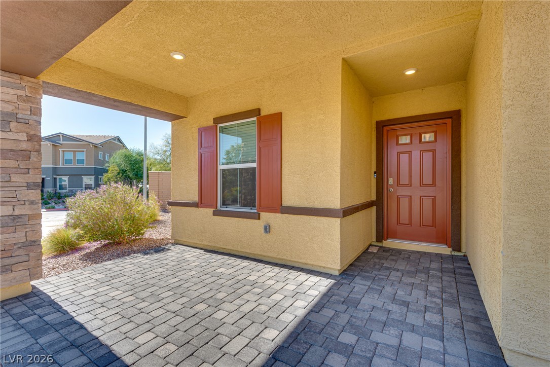 1171 Hummingbird Bay Lane Property Photo 4