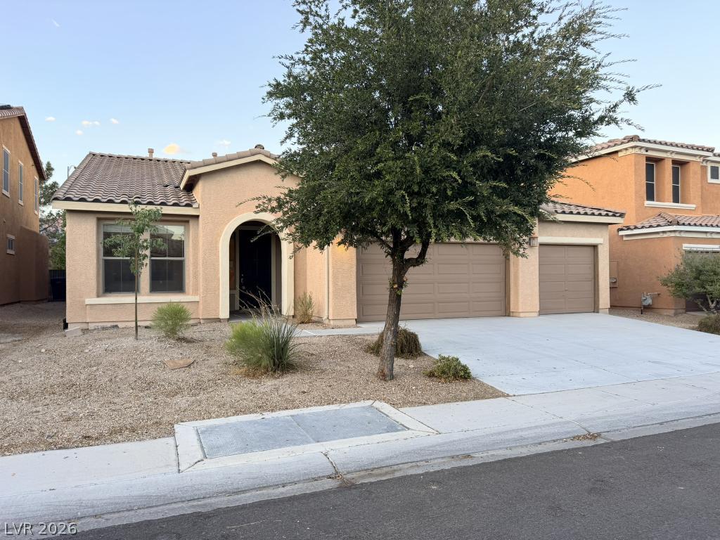 1904 La Calera Avenue Property Photo 1