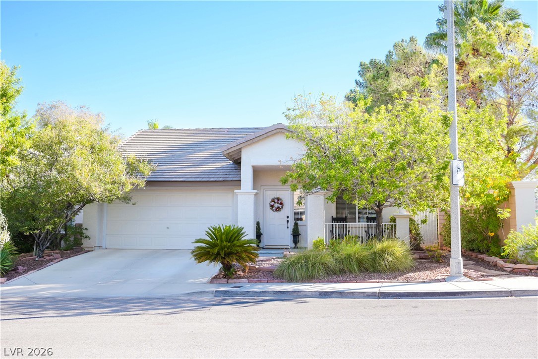 2047 Smoketree Village Circle Property Photo 1