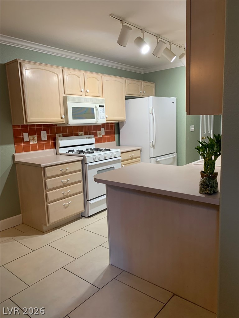 2902 Rivulet Lane Property Photo 6