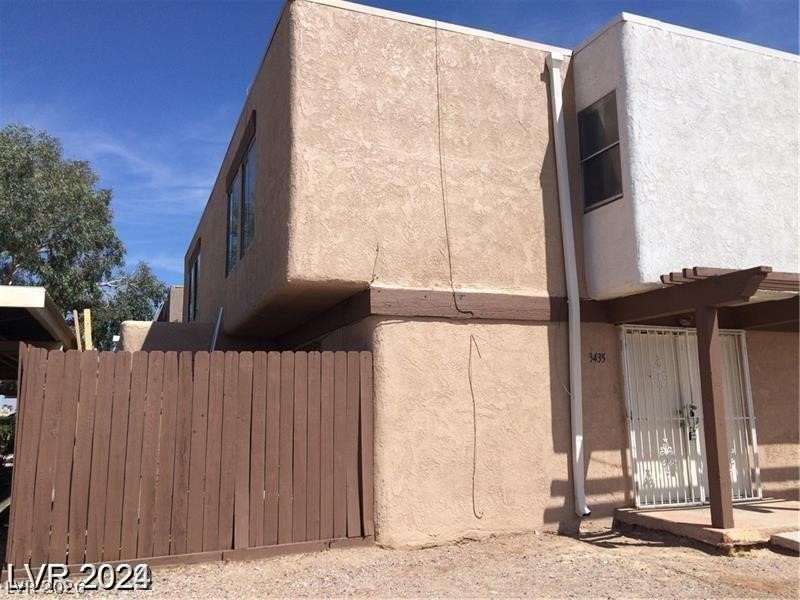 3435 Villa Knolls South Drive Property Photo 1